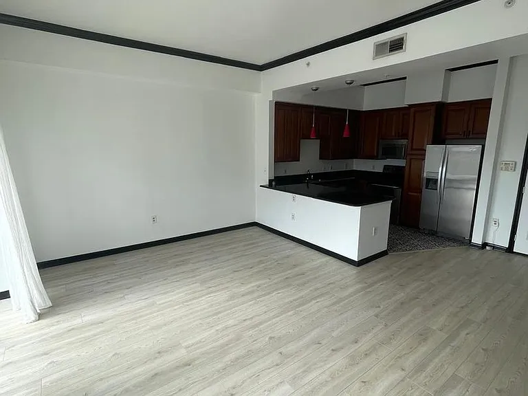 3225 Turtle Creek Blvd #1533 — Photo 4