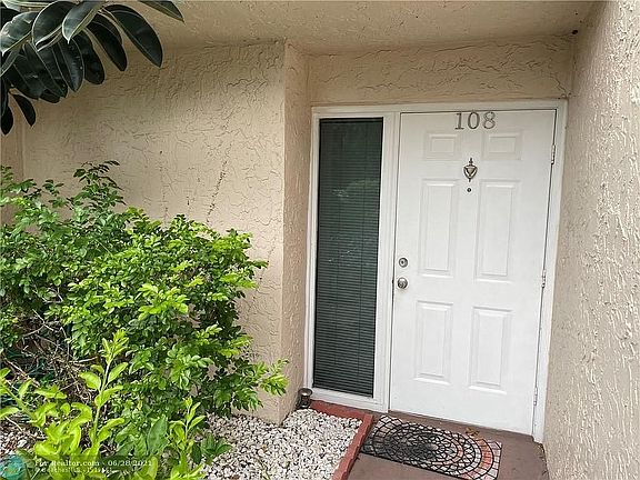 2nd image of 9441 Evergreen Pl 108 #108