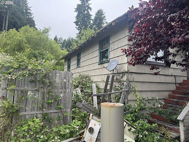 2nd image of 2075 N 8th St