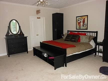 36 inch cook top in island
						:
						5 burner with middle burner to 17,000 BTU