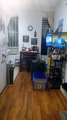 Rented by High Line NYC Realty Group | media 9