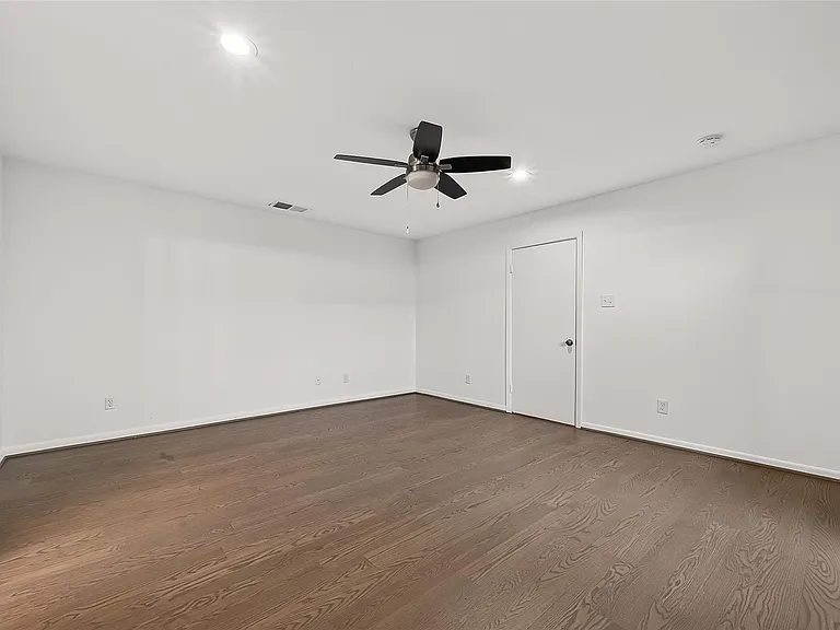 5524 Beverlyhill St #2 — Photo 38