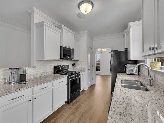 2nd image of 4037 Liberton Way