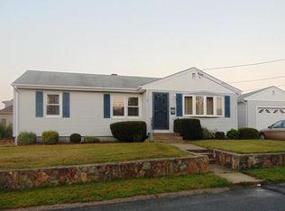 84 Marlow St, Cranston, RI 02920