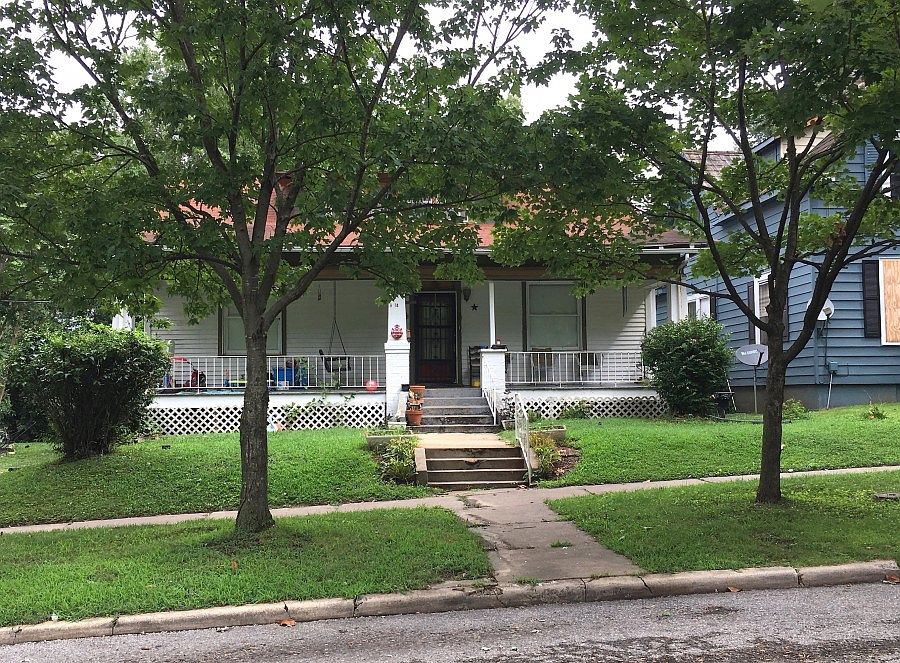 1st image of 914 Jefferson Ave