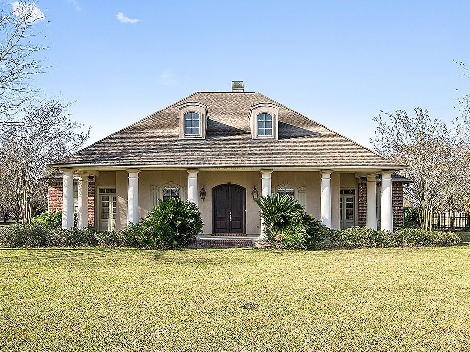 1st image of 4621 Steven Ln
