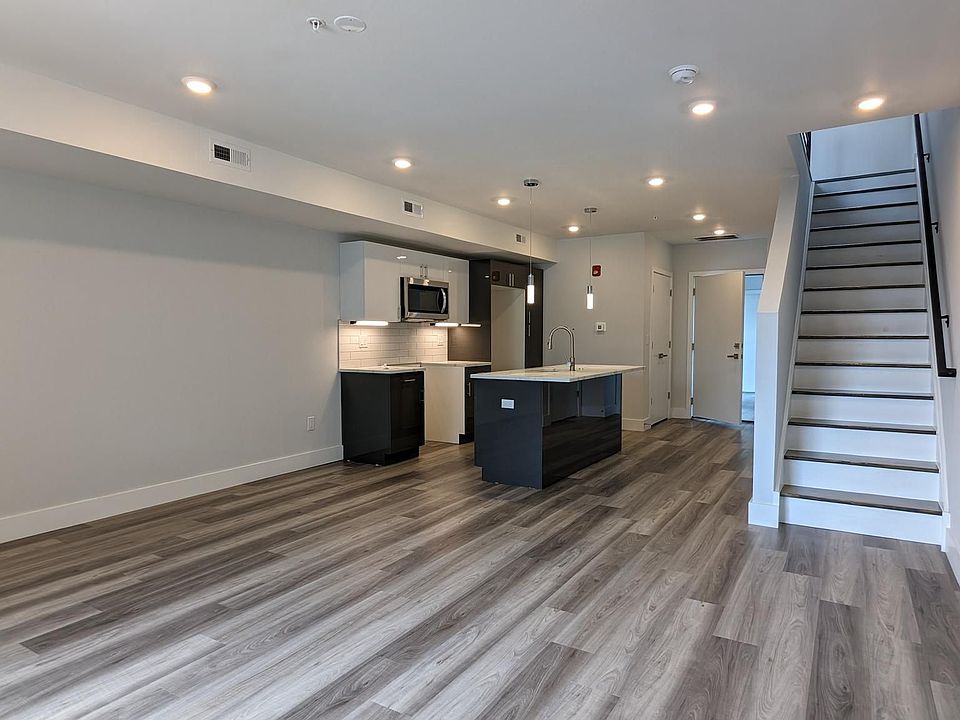 1st image of 2347 N 6th St #3