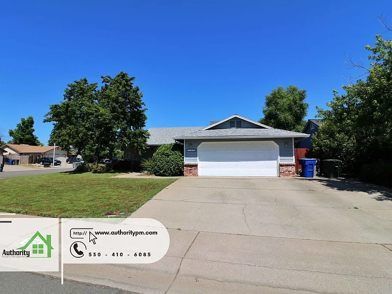1729 Marigold Way — Photo 6