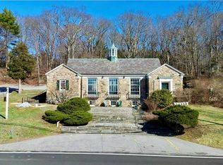238 Highland Rd, Tiverton, RI 02878