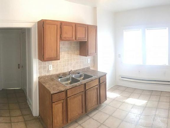 5th image of 3401 E 147th St APT 5