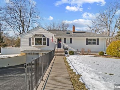 86 Rivervale Rd, Park Ridge, NJ, 07656