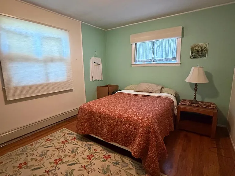 25 Surrey Ln — Photo 11