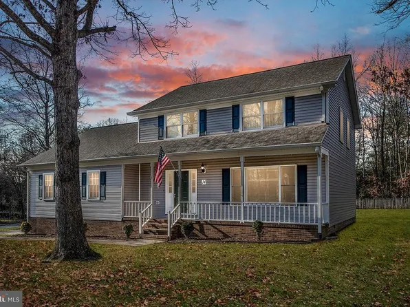 14 Mayfair Dr, Fredericksburg, VA 22407