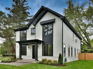 361 Adams Ave, Glencoe, IL 60022