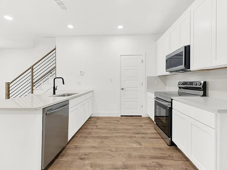 9471 Timberleaf Dr — Photo 10
