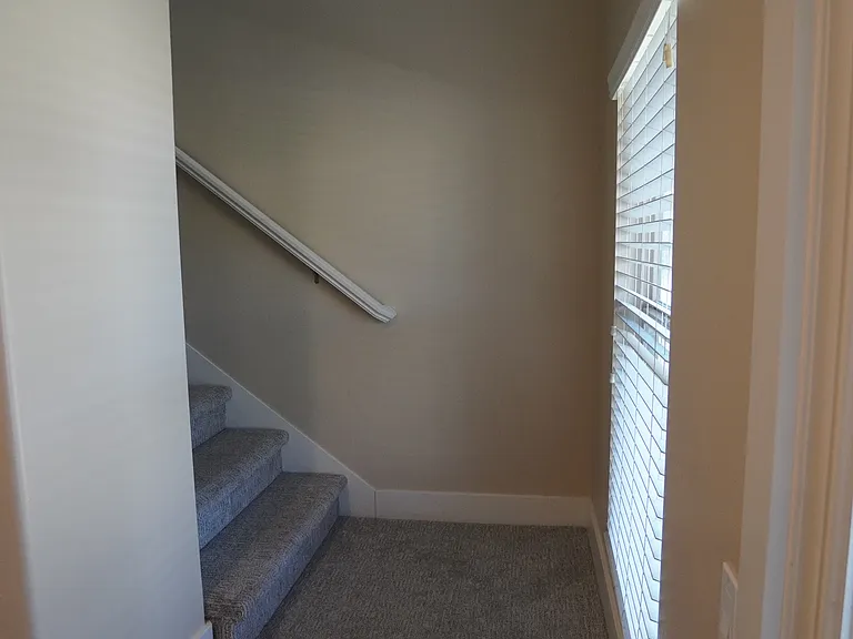 870 W Steeple Chase Dr — Photo 12