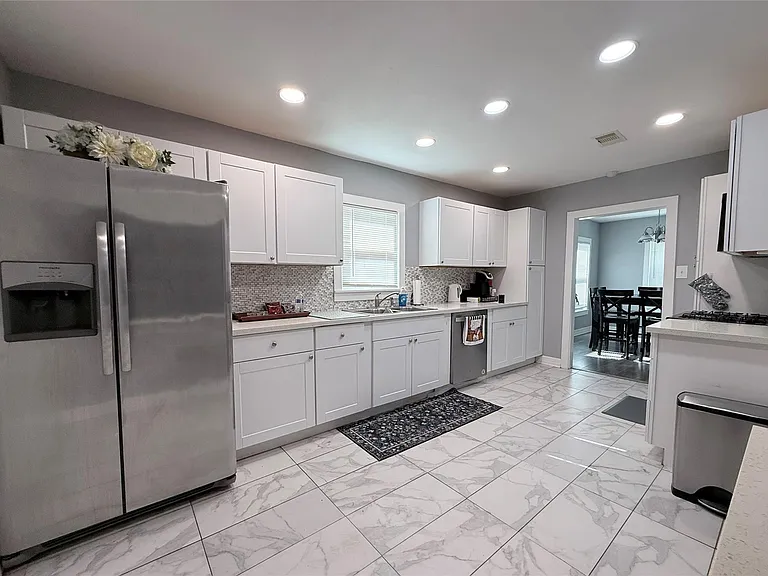 3834 Rosedale St — Photo 4