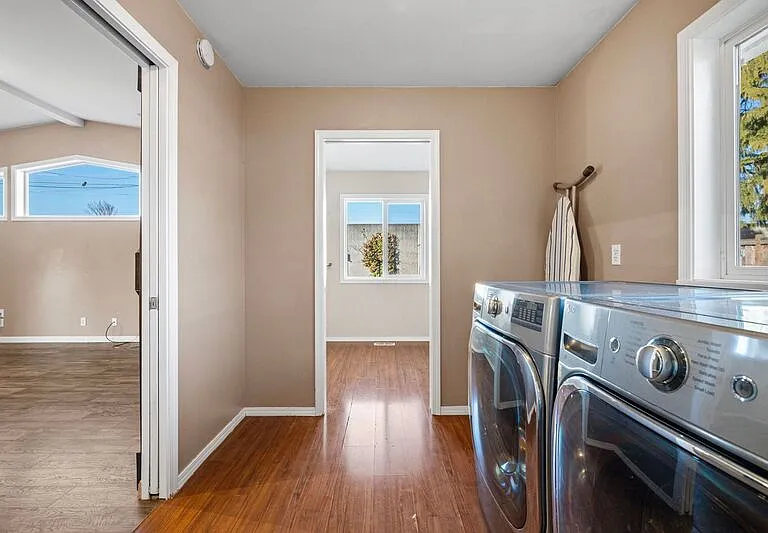 2577 Elysium Ave — Photo 44