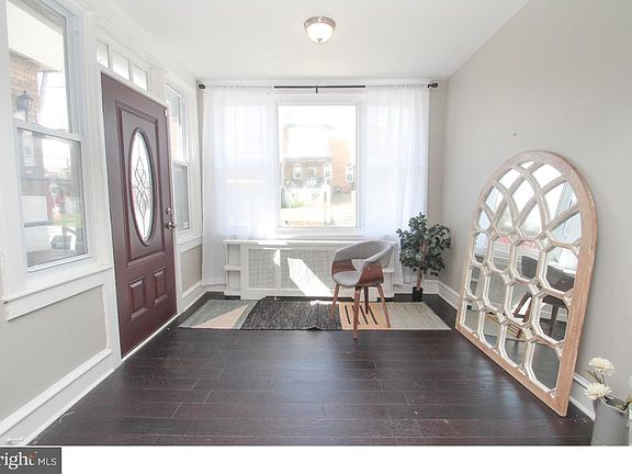 4th image of 5903 N 21st St