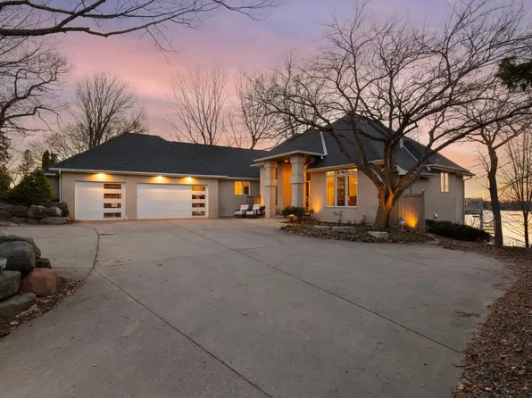 21150 Excelsior Blvd, Greenwood, MN 55331