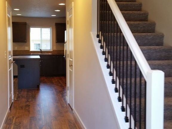 4th image of 6121 NE 105th Ave #3659999
