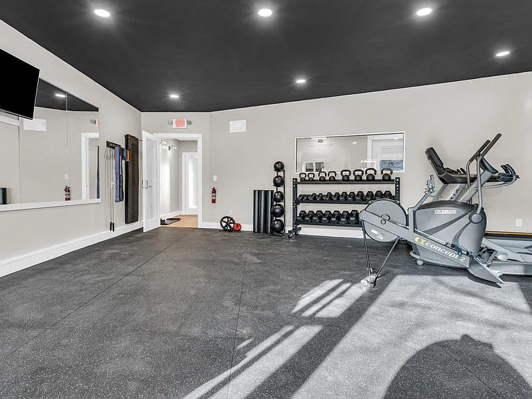 291 Alfred St #2A — Photo 28