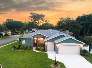 6617 Pine Walk Dr, New Port Richey, FL 34655