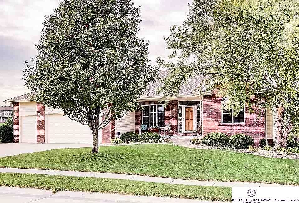 This home sits on Hole #5 of The Great White at Tiburon Golf Course in Omaha.