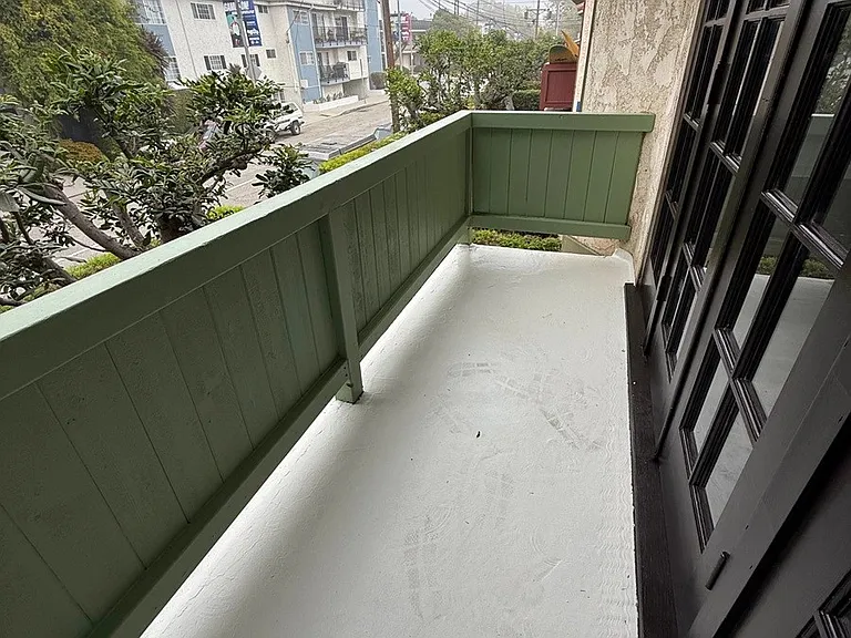 412 N Venice Blvd #B — Photo 23