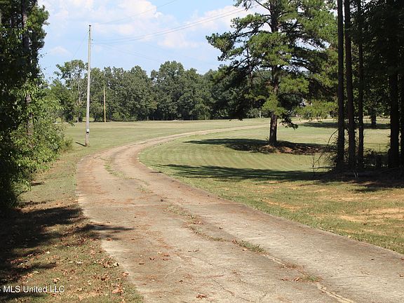 4th image of 48 County Road 6071