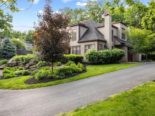 4370 Marin Woods Unit D, Pt Clinton, OH 43452
