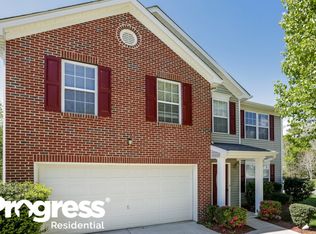 8045 Weeping Fig Ln, Charlotte, NC 28215