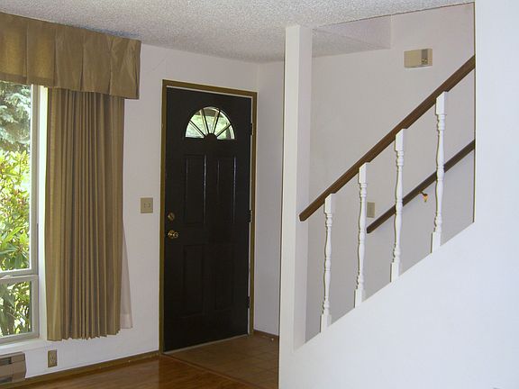 4th image of 1717 150th Ave SE APT 17