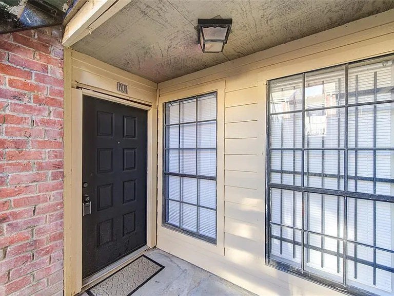 12500 Sandpiper Dr #107 — Photo 14