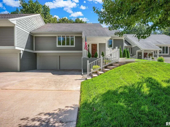 6 Ottawa Trl, Galesburg, IL 61401