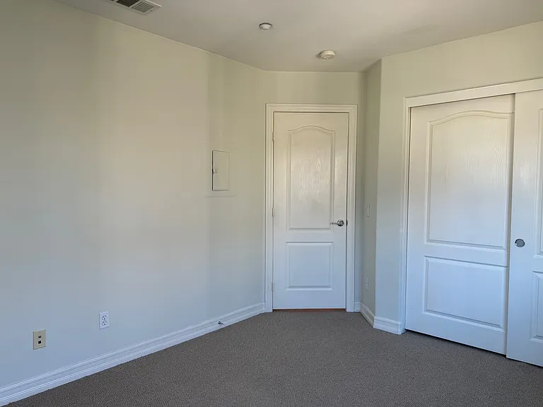 10410 Duxbury Ln #6 — Photo 30