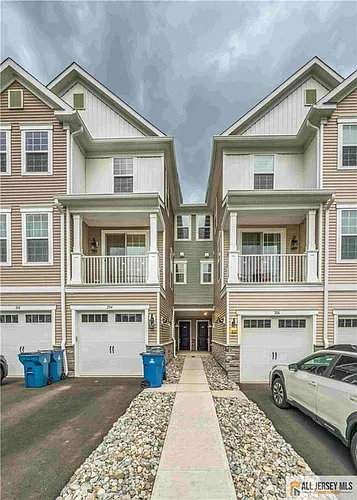 204 Honeysuckle Ln Photo 1