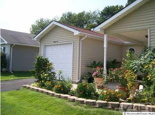 91 Greenbriar Blvd, Brick, NJ 08724