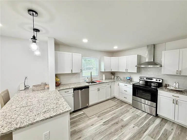 3188 Delmar Ln NW — Photo 7