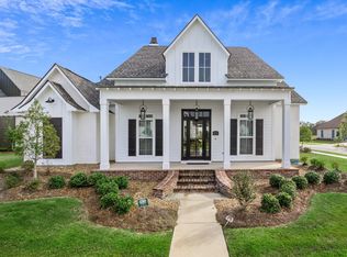 6541 Feather Ridge Dr, Baton Rouge, LA 70817
