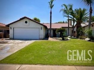 5815 Twin Lakes Dr, Bakersfield, CA 93313