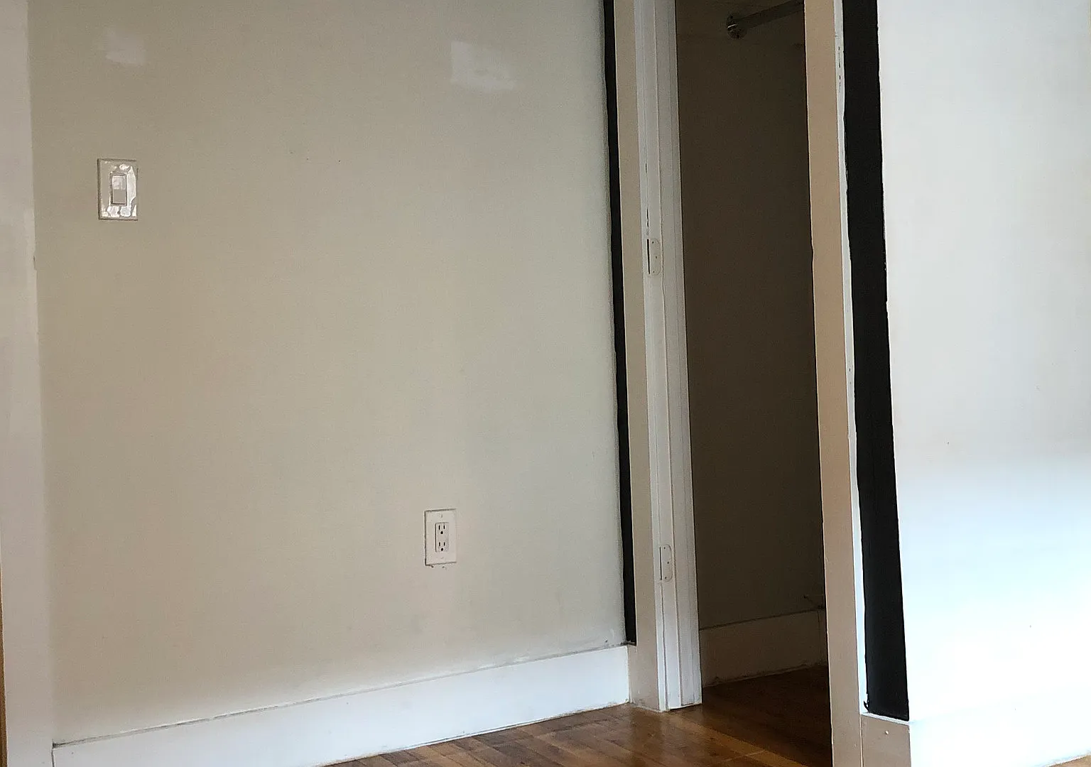 195 Irving Avenue — Photo 4