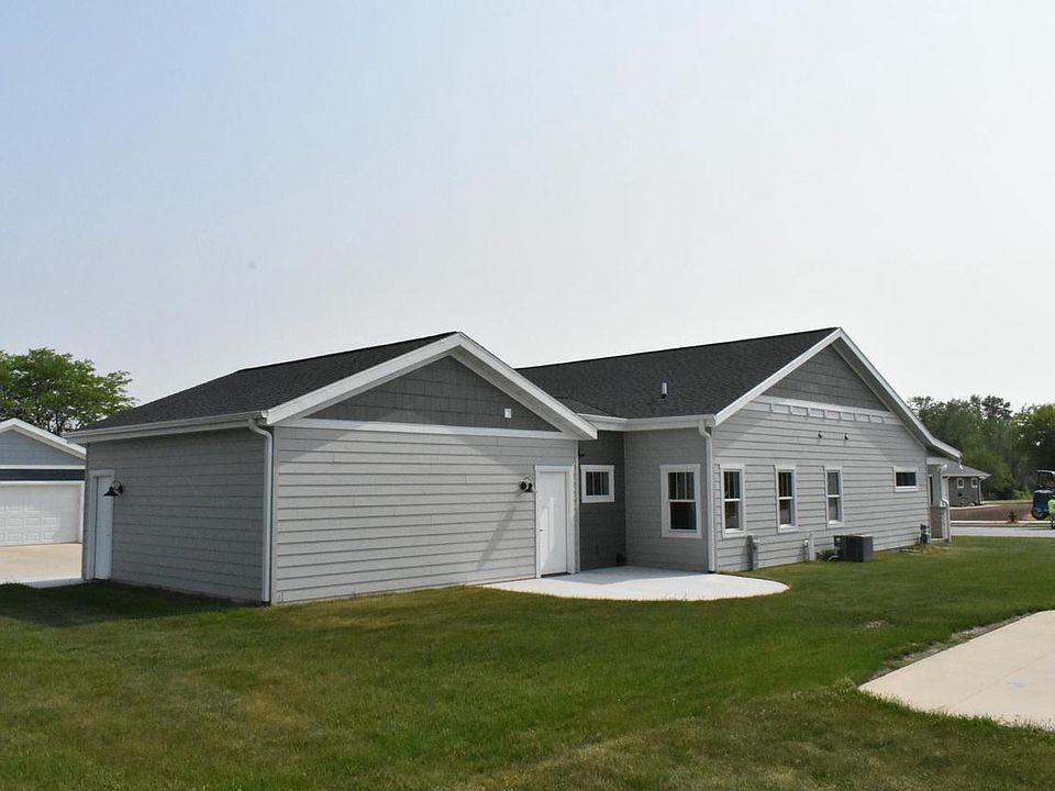 22 S 14th St, Oostburg, WI 53070 MLS 1837143 Zillow