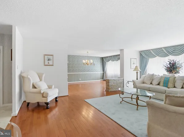 7111 Park Heights Ave Unit 104, Baltimore, MD 21215