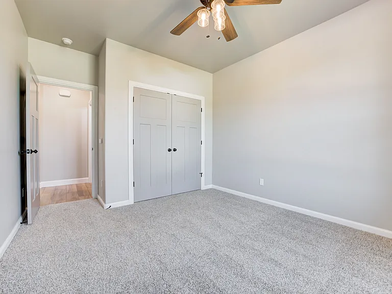 2728 Dunham Dr — Photo 42