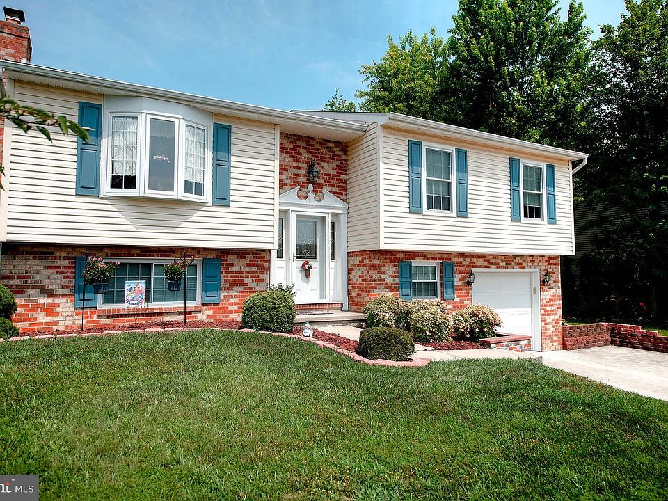 1st image of 728 High Plain Dr
