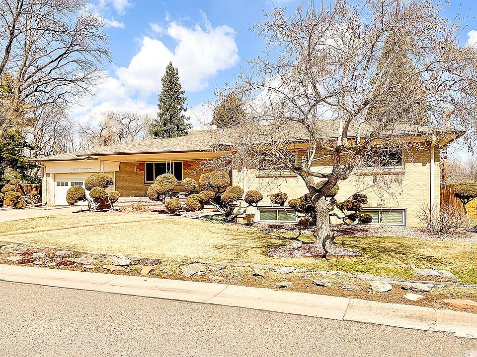 Large Brick Ranch