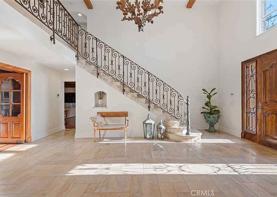 5747 Hoback Glen Rd, Hidden Hills, CA 91302 | MLS #SR26007221 | Zillow