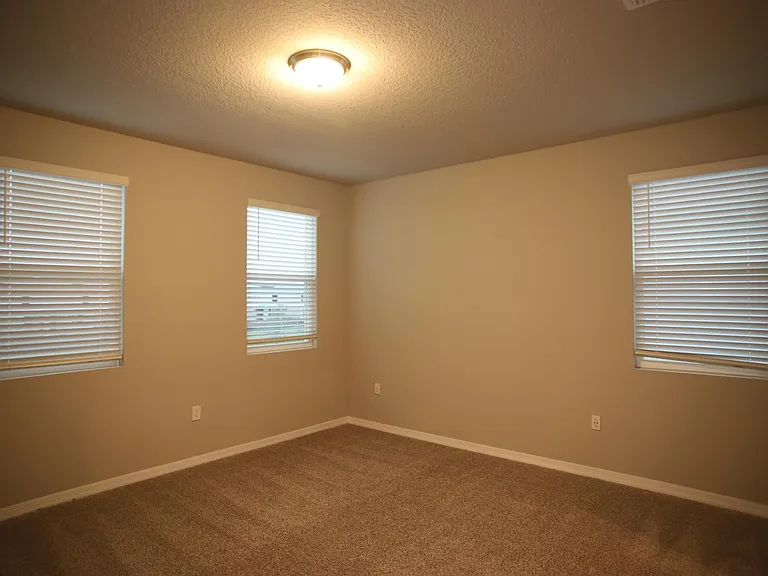 236 S Zuni Rd — Photo 19