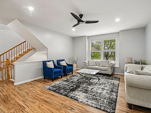3rd image of 5507 Cambridge Way